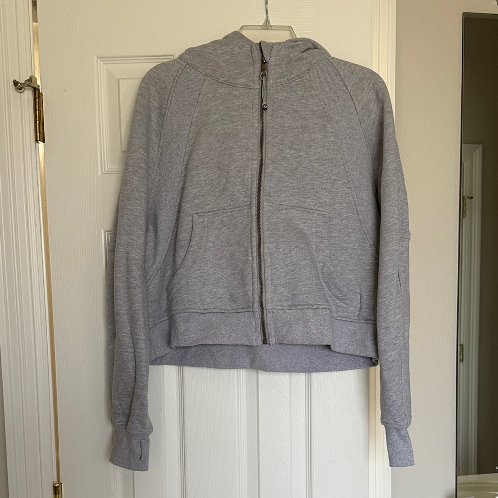 Light grey cropped Lululemon jacket